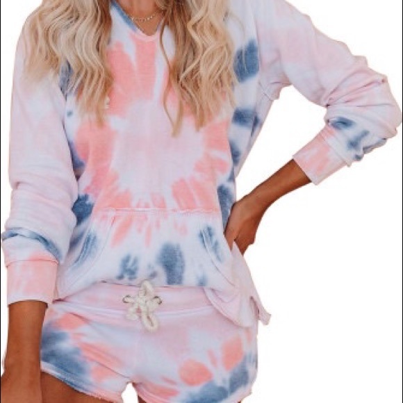 Pink Pocketed Tie-dye Hoodie & Shorts set - Picture 4 of 7